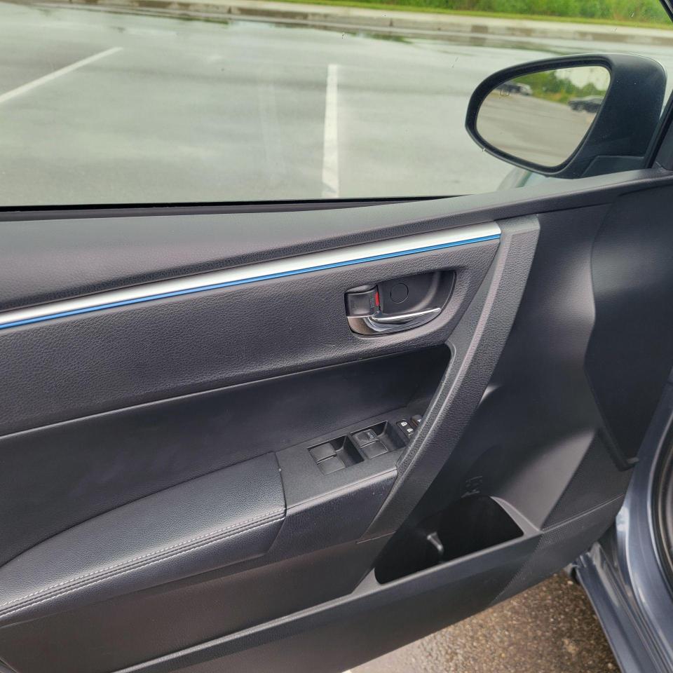 2014 Toyota Corolla S - Photo #8