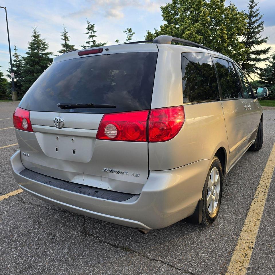 2009 Toyota Sienna 5DR LE 7-PASS FWD - Photo #7