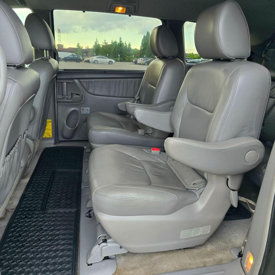 2009 Toyota Sienna 5DR LE 7-PASS FWD - Photo #13