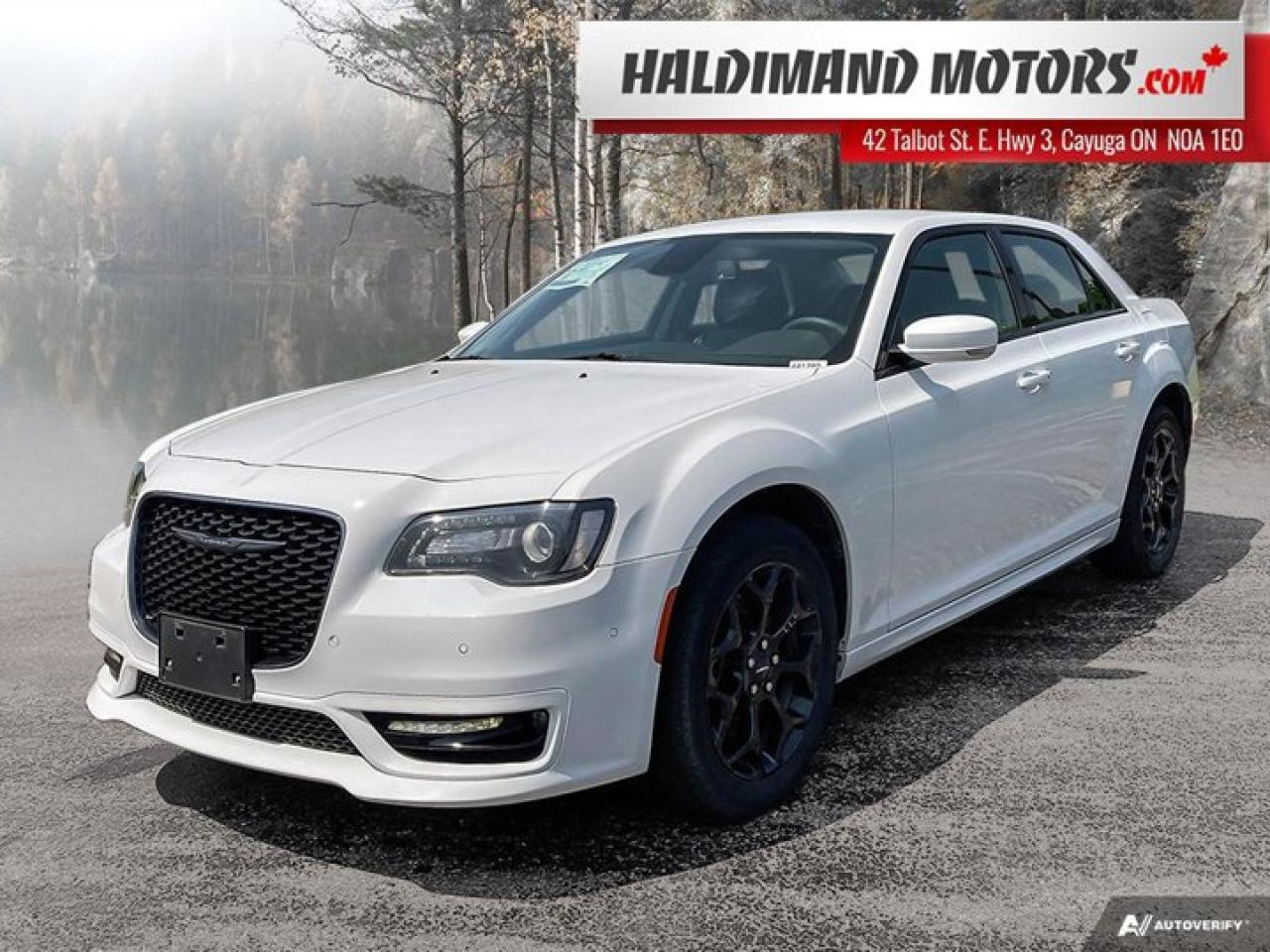 Used 2022 Chrysler 300 300 TOURING L for sale in Cayuga, ON