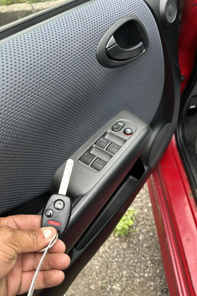2007 Honda Fit Sport - Photo #5