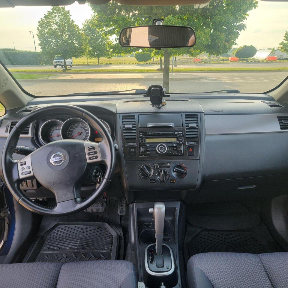2007 Nissan Versa 1.8 SL - Photo #13