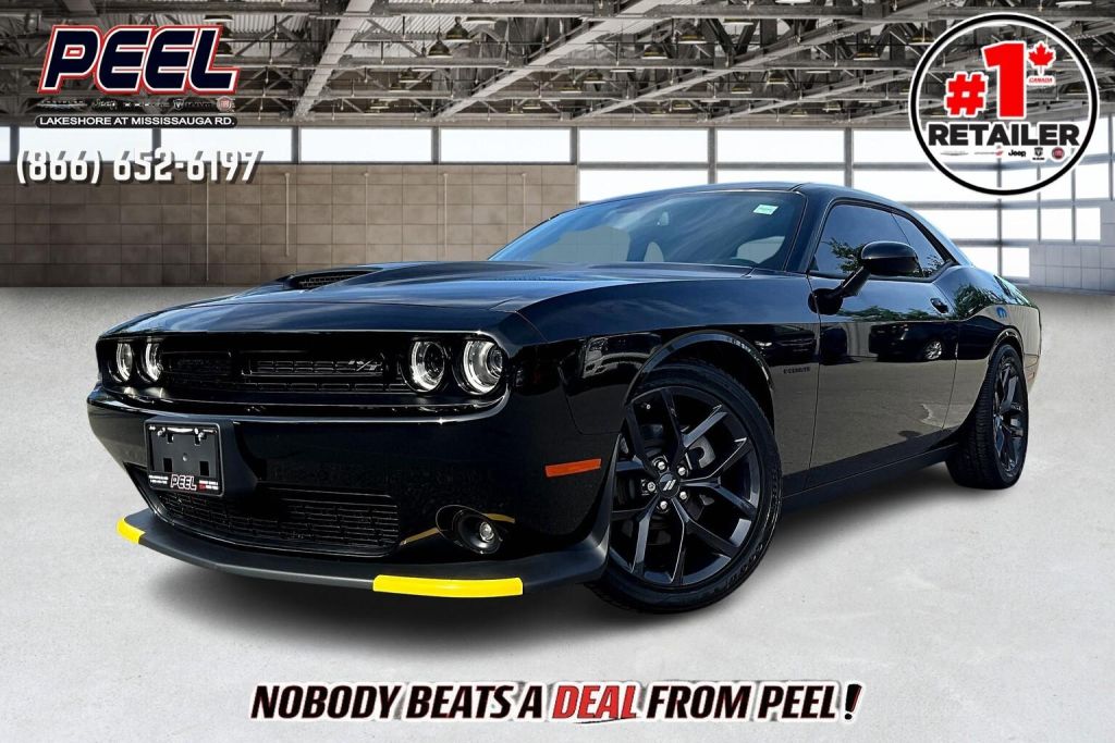 Used 2022 Dodge Challenger RT Manual Blacktop Package LOW KM RWD for Sale in Mississauga, Ontario