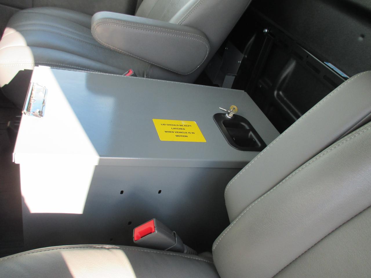 2023 Chevrolet Express 2500 RWD 2500 135"LADDER RACKS,SHELVES AND DRAWERS - Photo #17