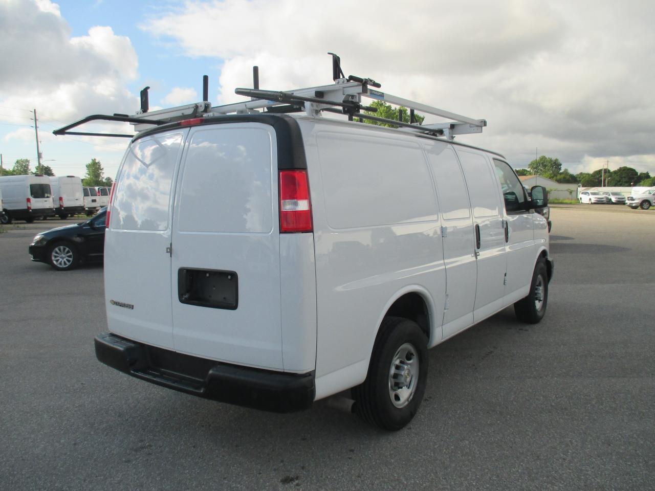2023 Chevrolet Express 2500 RWD 2500 135"LADDER RACKS,SHELVES AND DRAWERS - Photo #5