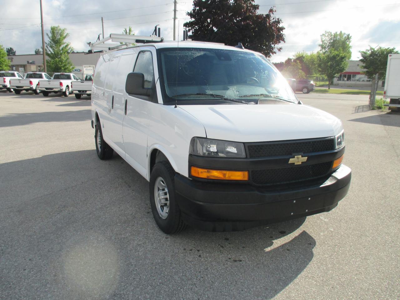 2023 Chevrolet Express 2500 RWD 2500 135"LADDER RACKS,SHELVES AND DRAWERS - Photo #3