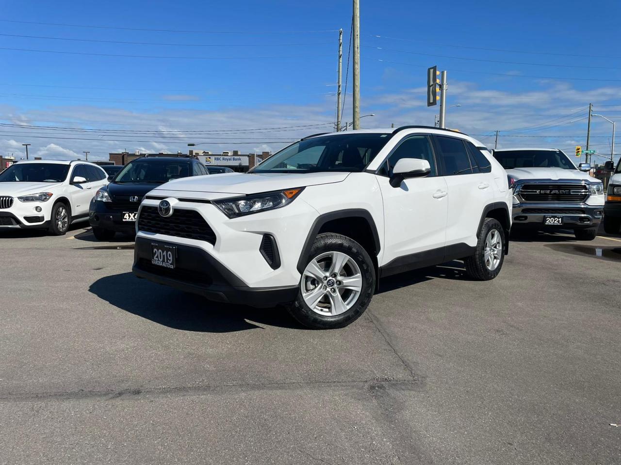 Used 2019 Toyota RAV4 AWD LE NO ACCIDENT B-TOOTH CAMER NEW TIRES+ BRAKES for sale in Oakville, ON