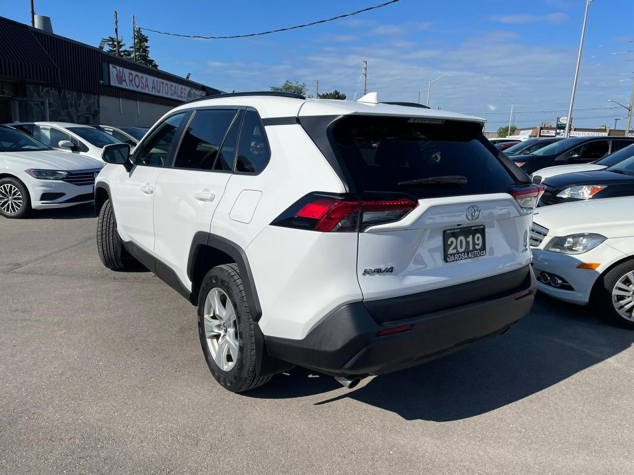 2019 Toyota RAV4 AWD LE NO ACCIDENT B-TOOTH CAMER NEW TIRES+ BRAKES Photo4