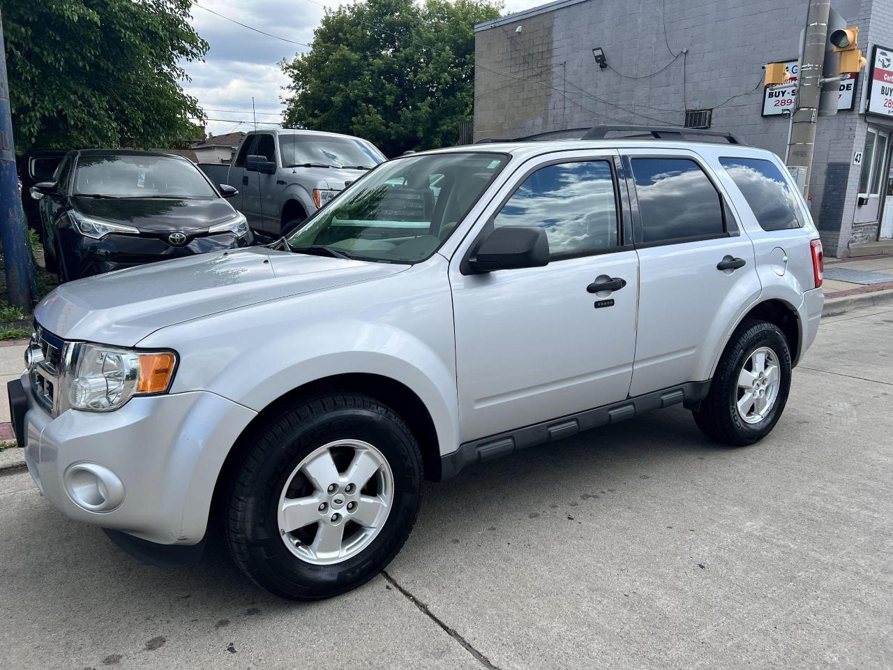 2012 Ford Escape 4WD 4dr XLT - Photo #4