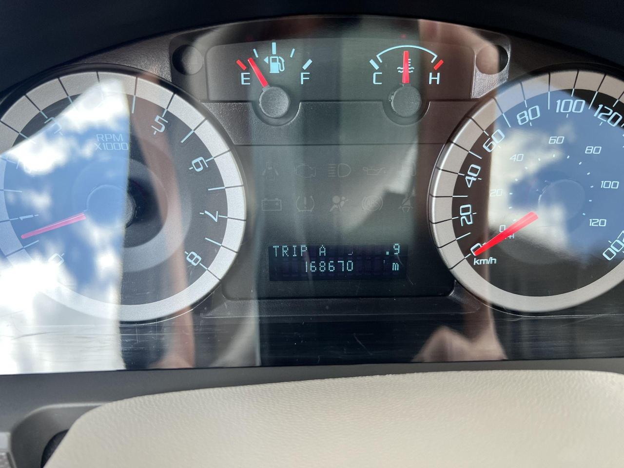 2012 Ford Escape 4WD 4dr XLT - Photo #24