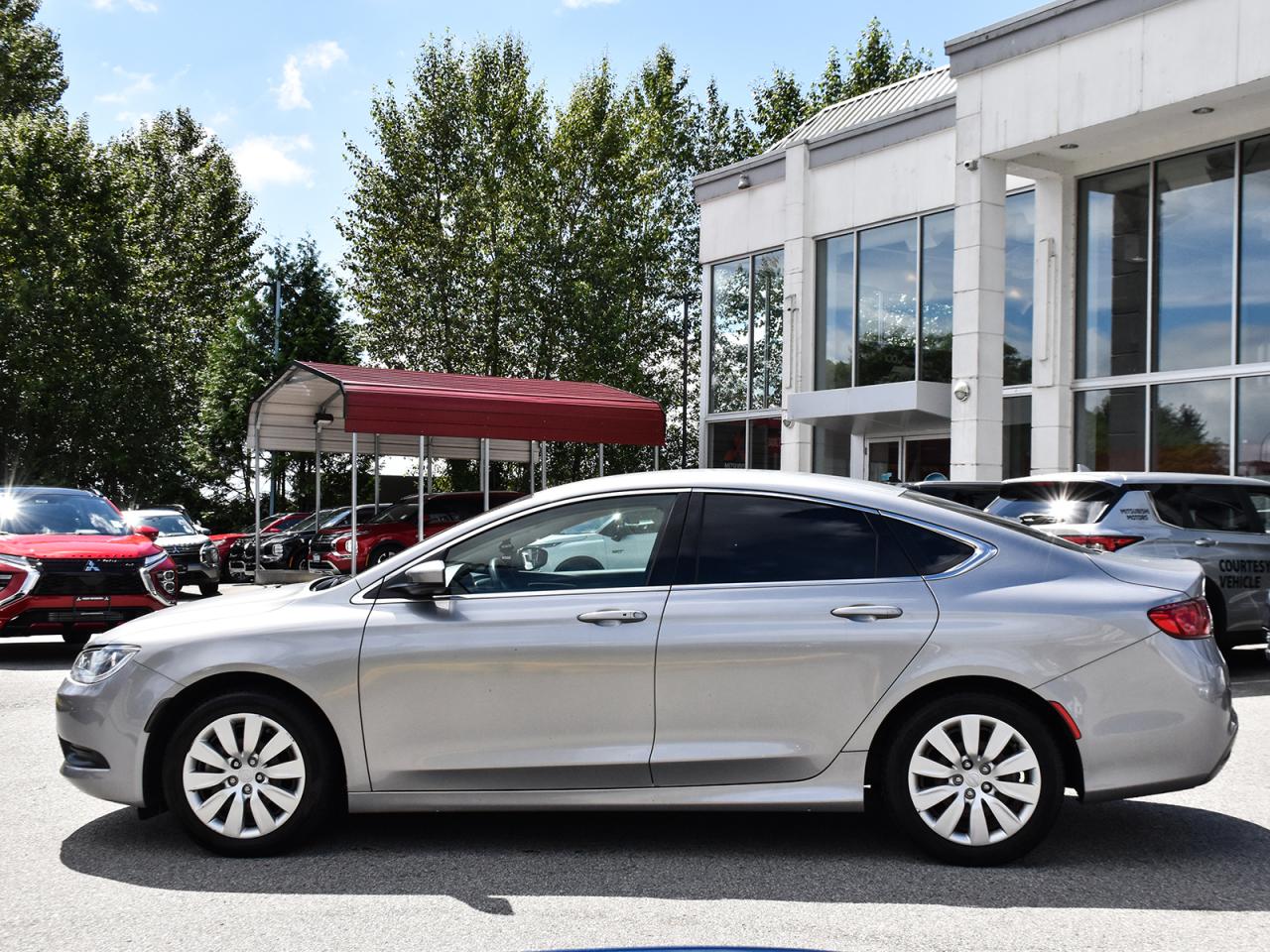 Used 2016 Chrysler 200 LX - BlueTooth, No Accidents, Air Conditioning for sale in Coquitlam, BC