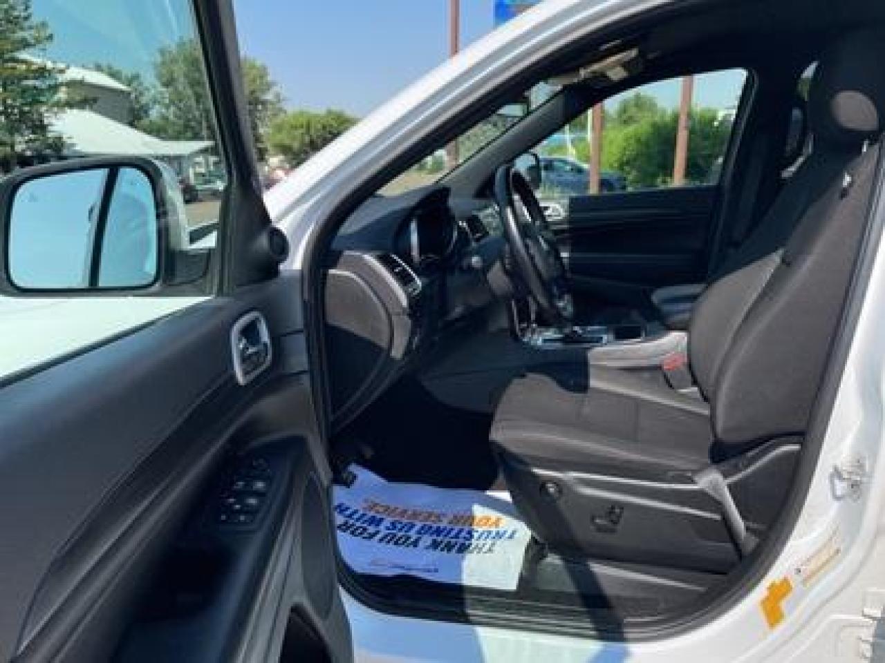 2021 Jeep Grand Cherokee NAV, 8'4 SCREEN, 3.6L, #270 Photo4