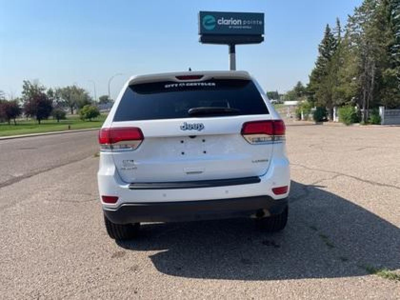 2021 Jeep Grand Cherokee NAV, 8'4 SCREEN, 3.6L, #270 Photo