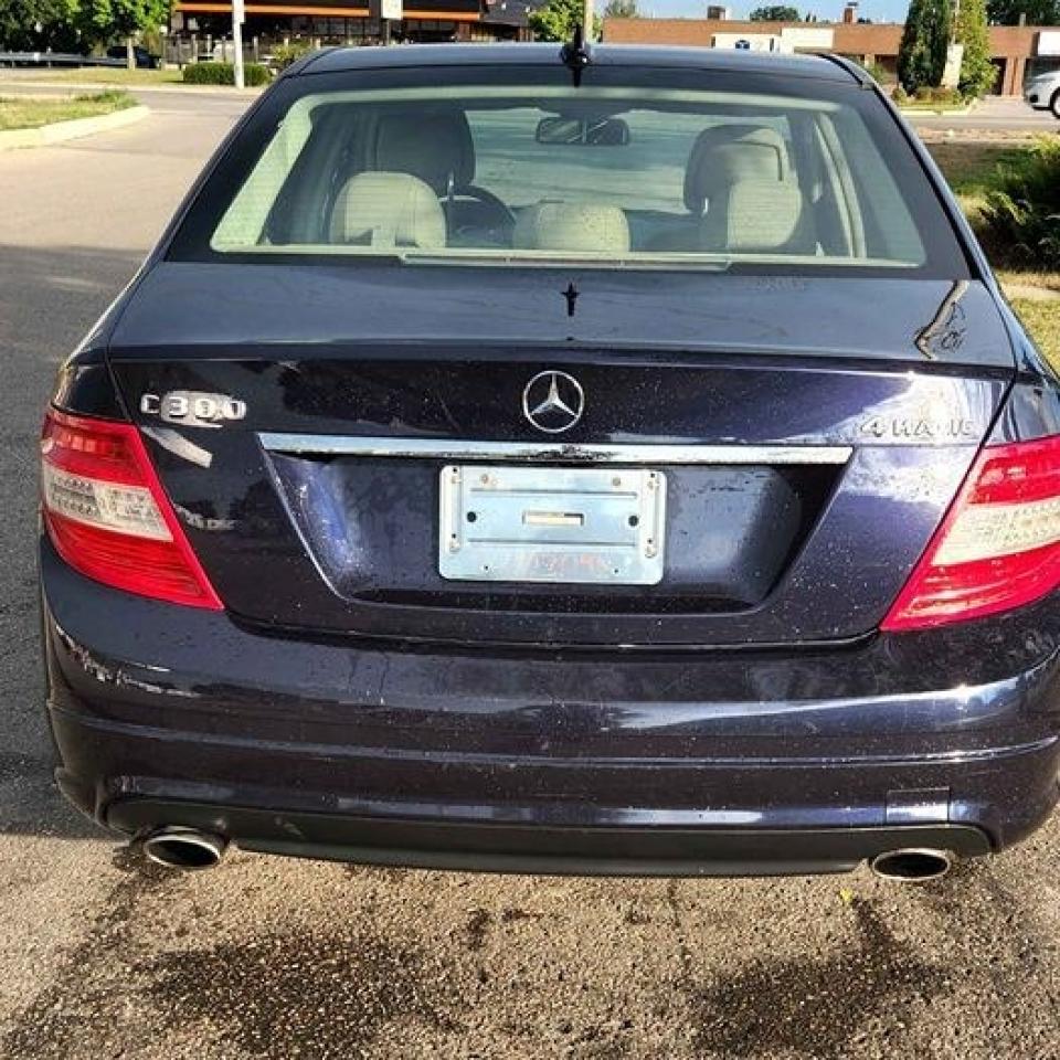 2011 Mercedes-Benz C-Class  - Photo #3
