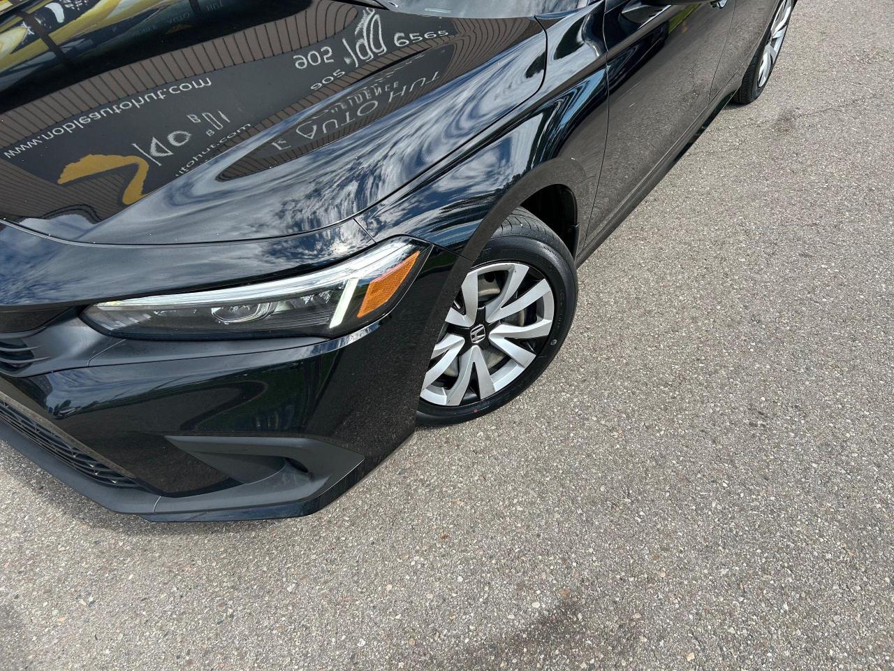 2022 Honda Civic LX Photo2