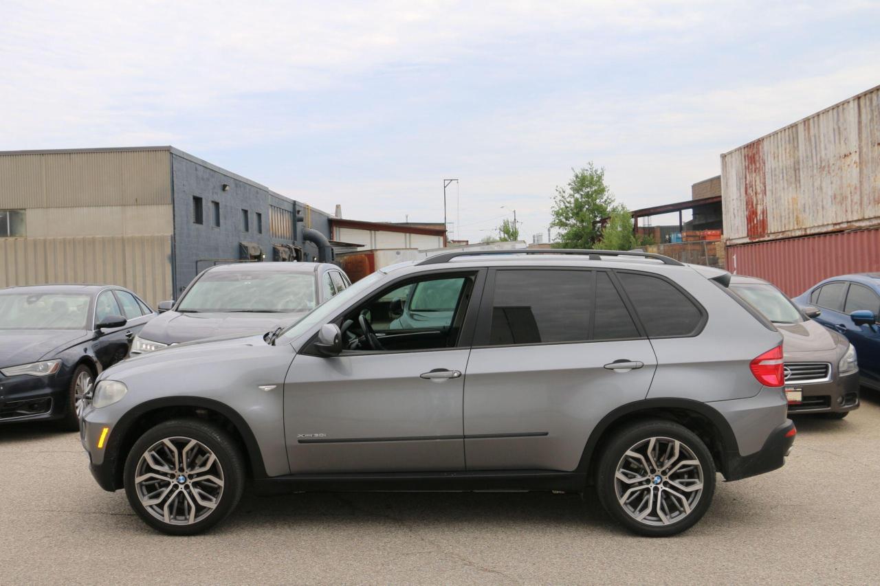 2010 BMW X5 xDrive30i - AS IS|7 SEATER|20"ALLOYS|PANOROOF - Photo #3