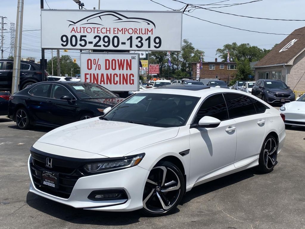 Used 2018 Honda Accord Pearl White Sport / Leather / Sunroof / Push Remote Start for Sale in Mississauga, Ontario