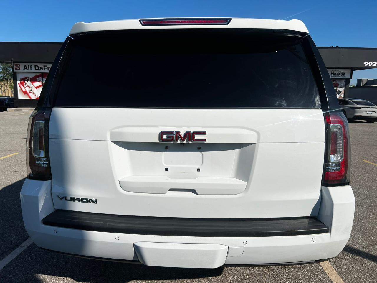 2016 GMC Yukon YUKON SLE 4WD ONE OWNER /CLEAN TITLE - Photo #10