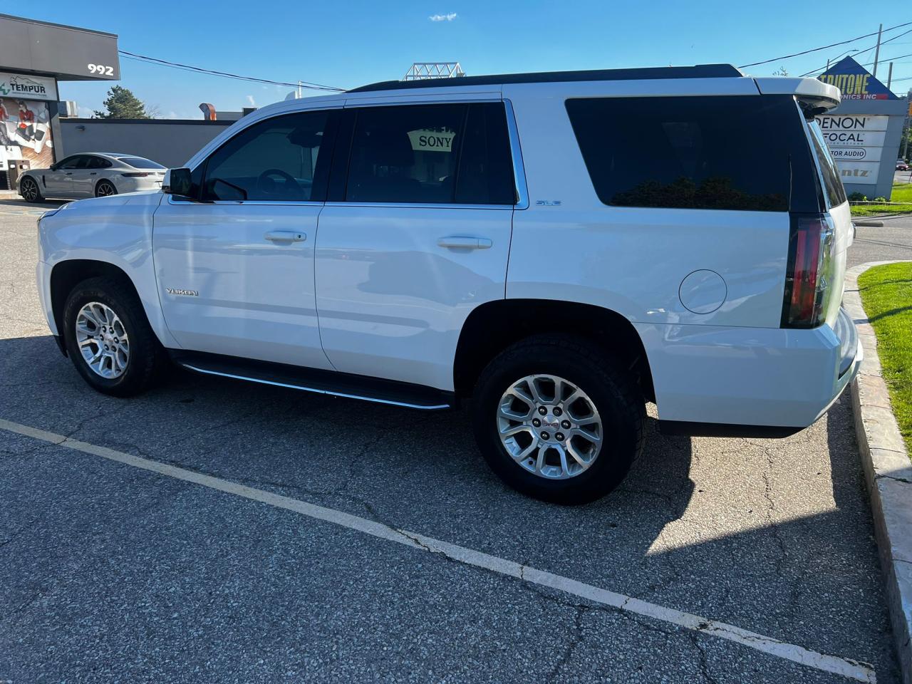 2016 GMC Yukon YUKON SLE 4WD ONE OWNER /CLEAN TITLE - Photo #14