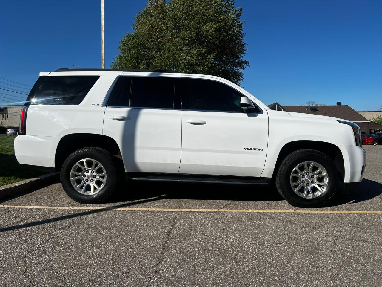 2016 GMC Yukon YUKON SLE 4WD ONE OWNER /CLEAN TITLE - Photo #11