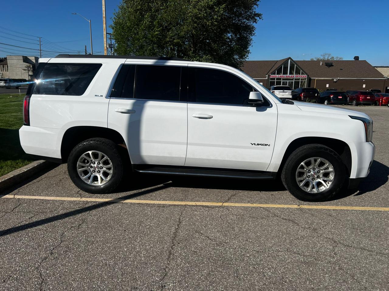 2016 GMC Yukon YUKON SLE 4WD ONE OWNER /CLEAN TITLE - Photo #9