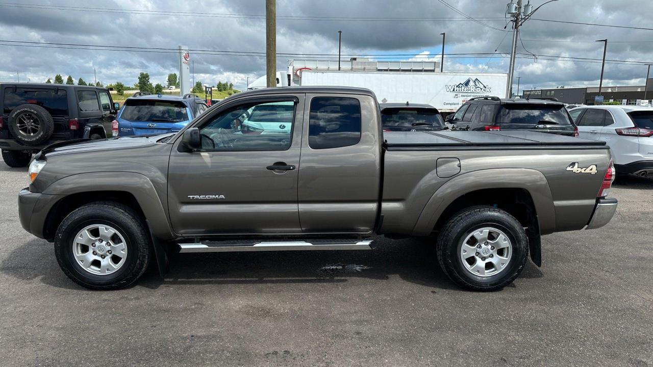 2011 Toyota Tacoma 4X4, ACCESS CAB, ONLY 34,000KMS, MINT CONDITION, - Photo #2