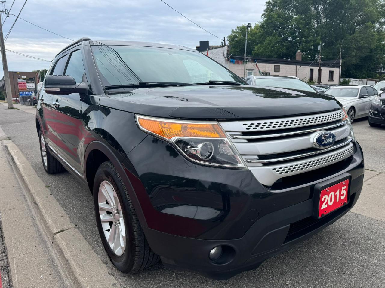 Used 2015 Ford Explorer XLT - Leather   - Navi - Backup Cam for sale in Scarborough, ON