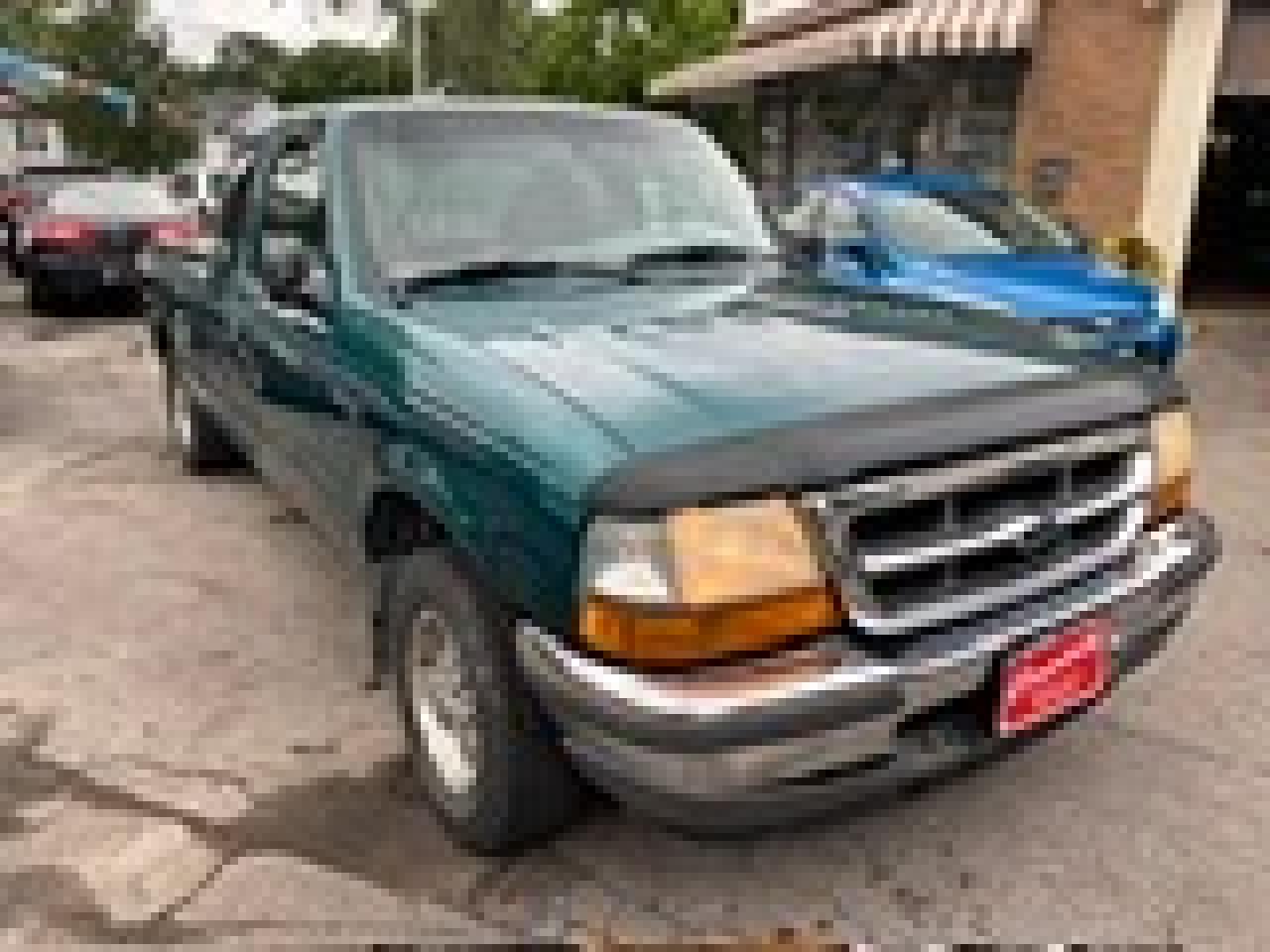 1998 Ford Ranger Supercab 126" WB XLT - Nice Small Truck - Photo #3