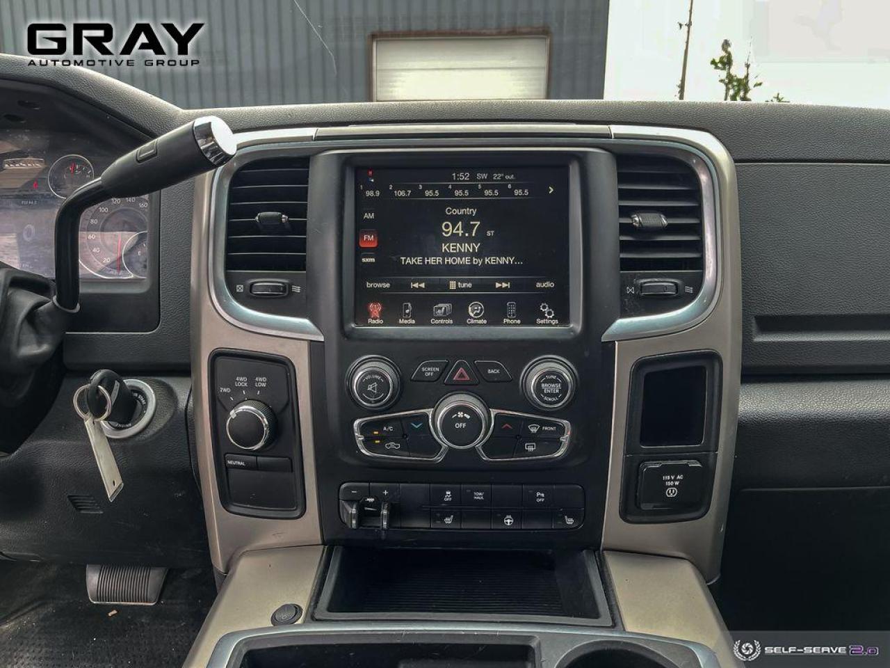 2014 RAM 2500 SLT/6.4L Hemi/Low Kms - Photo #13