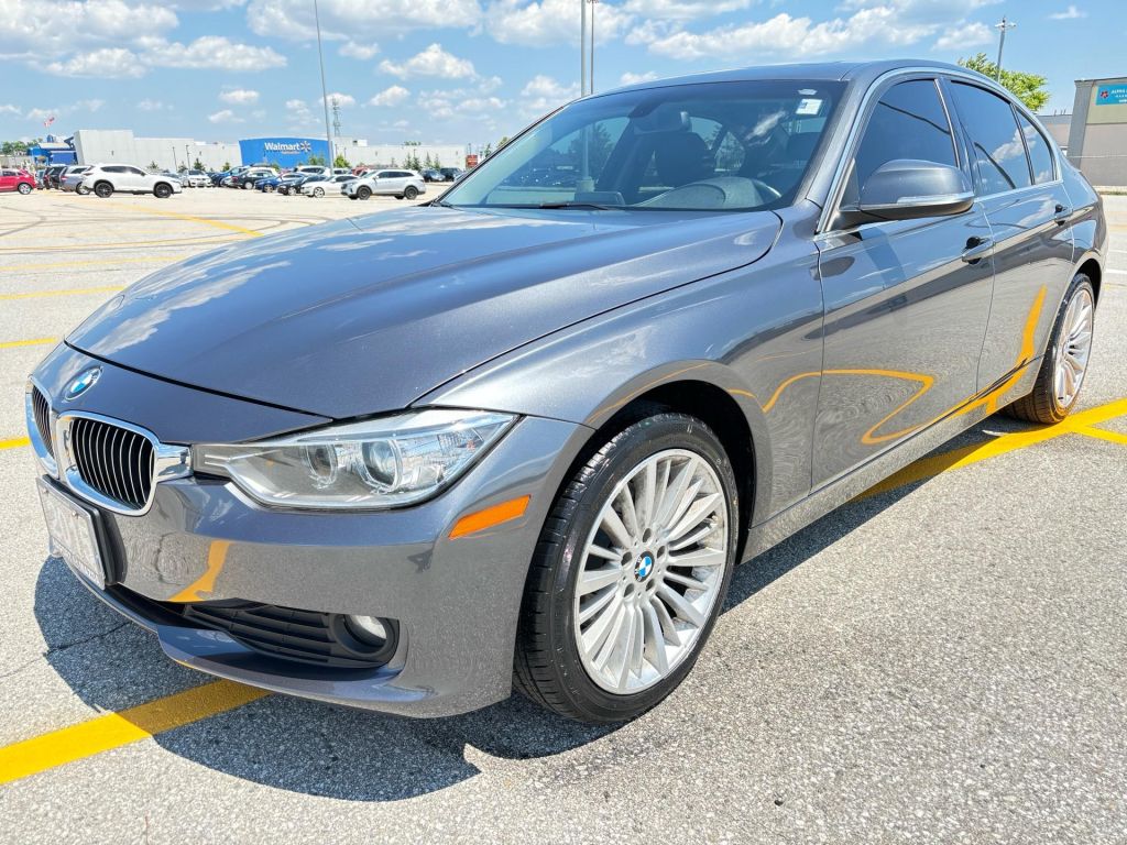 Used 2015 BMW 3 Series 4dr Sdn 320i xDrive AWD Fully Loaded! for Sale in Mississauga, Ontario