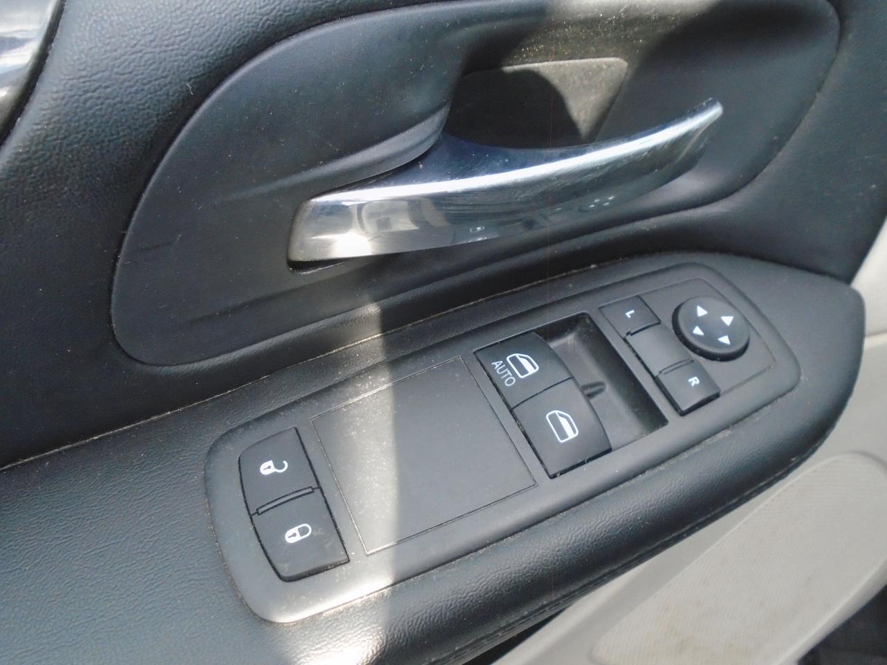 2015 RAM Cargo Van 119  WB - Photo #21