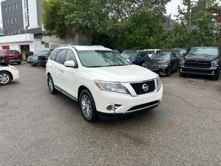 Used 2015 Nissan Pathfinder 4WD 4DR SL for sale in Calgary, AB