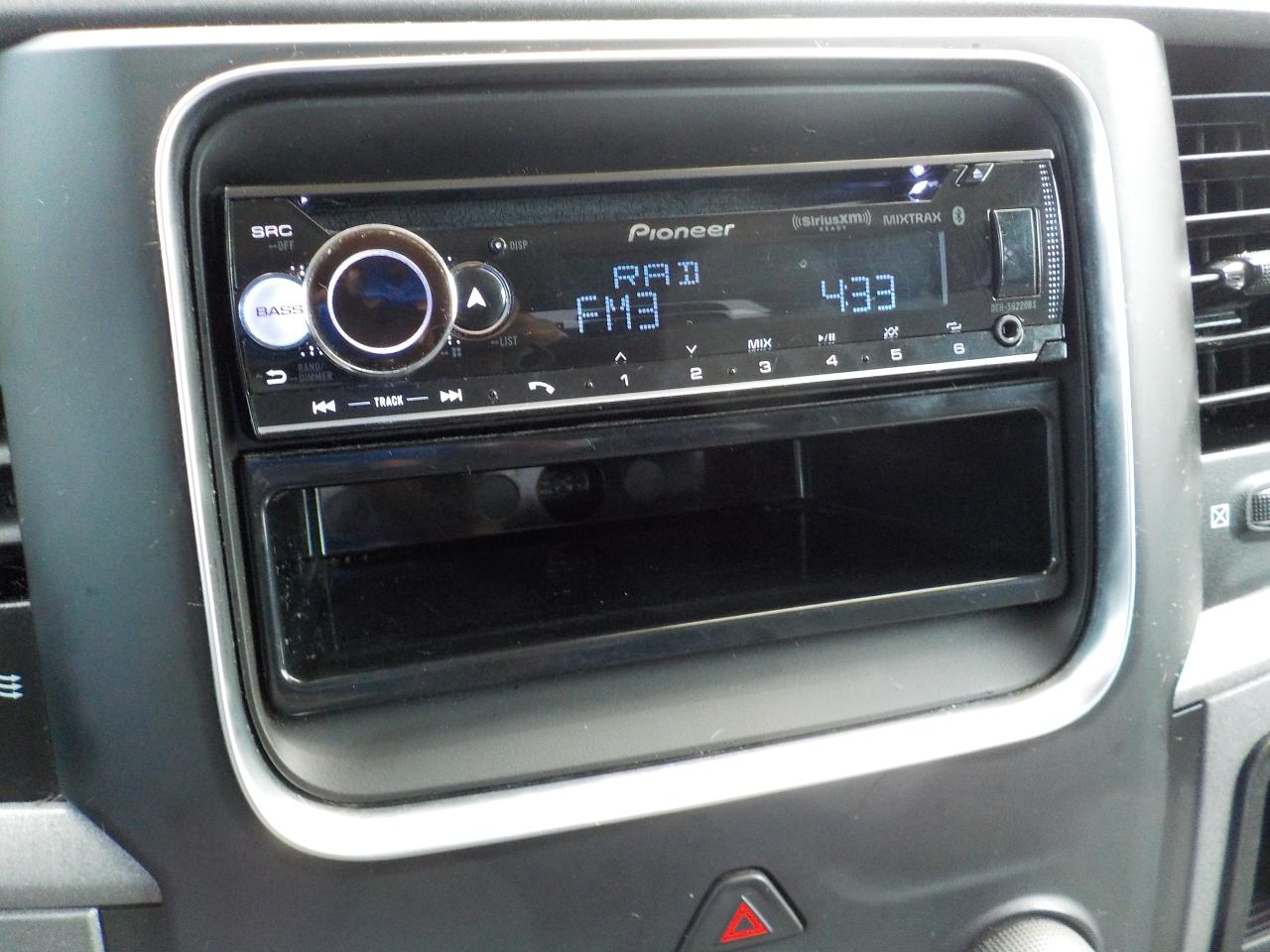2016 Dodge Ram 1500 ST - Photo #8