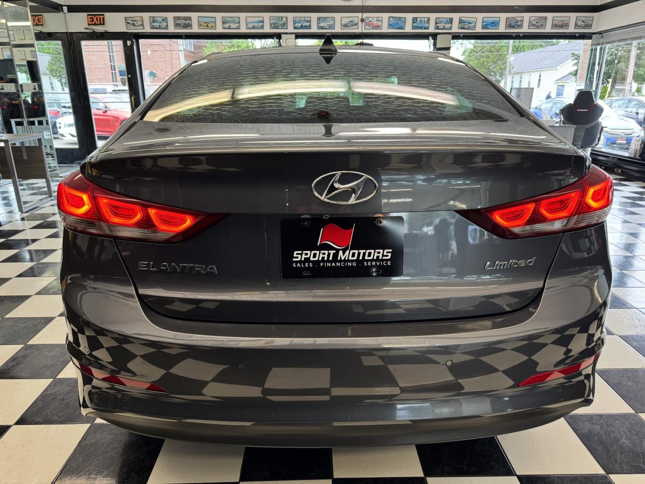 2017 Hyundai Elantra LIMITED+GPS+Sunroof+HeatedLeather+Camera+BlindSpot Photo70