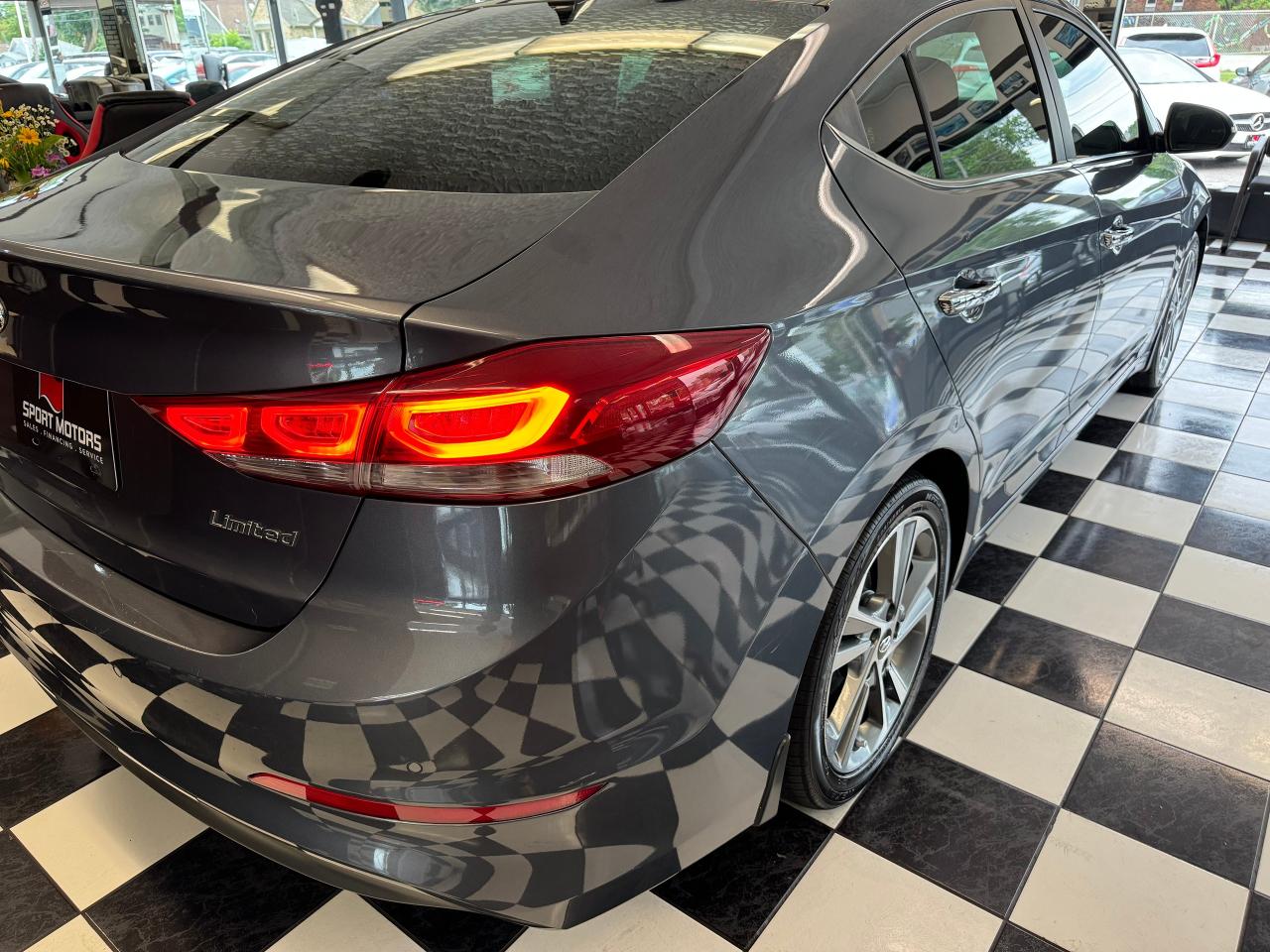 2017 Hyundai Elantra LIMITED+GPS+Sunroof+HeatedLeather+Camera+BlindSpot - Photo #39