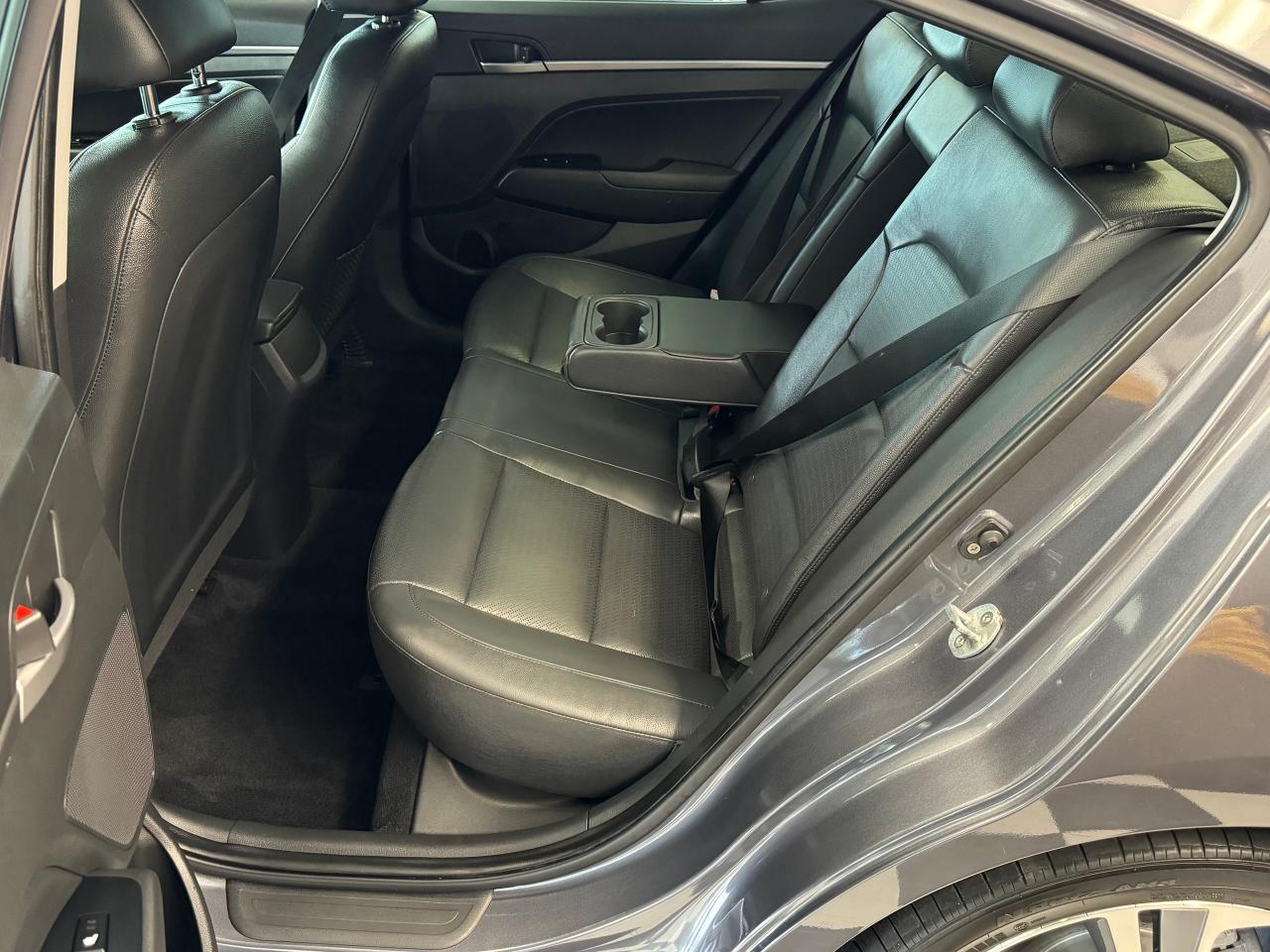 2017 Hyundai Elantra LIMITED+GPS+Sunroof+HeatedLeather+Camera+BlindSpot - Photo #25