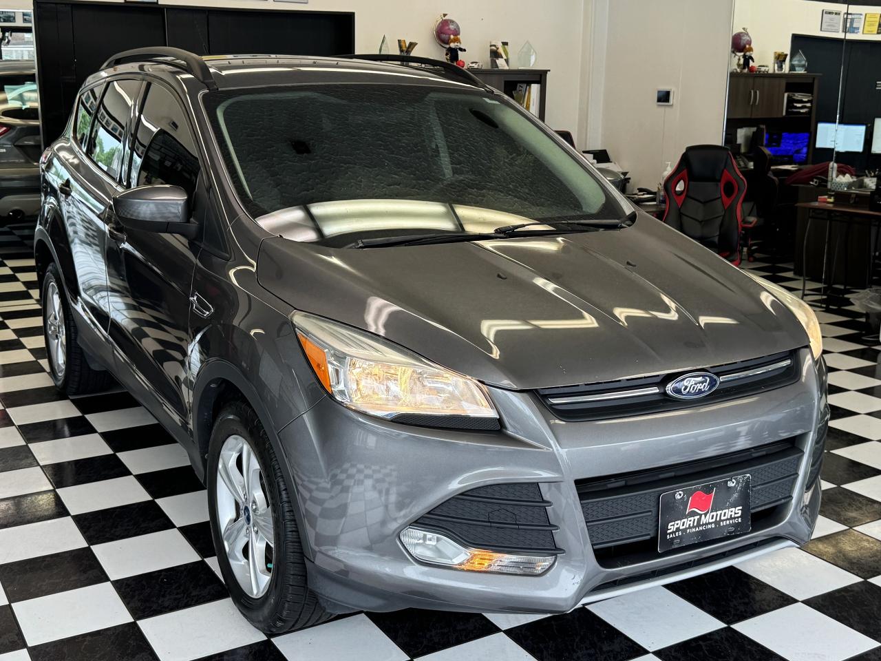 2014 Ford Escape SE+Camera+Remote Start+Power Lift Gate+New Tires - Photo #5