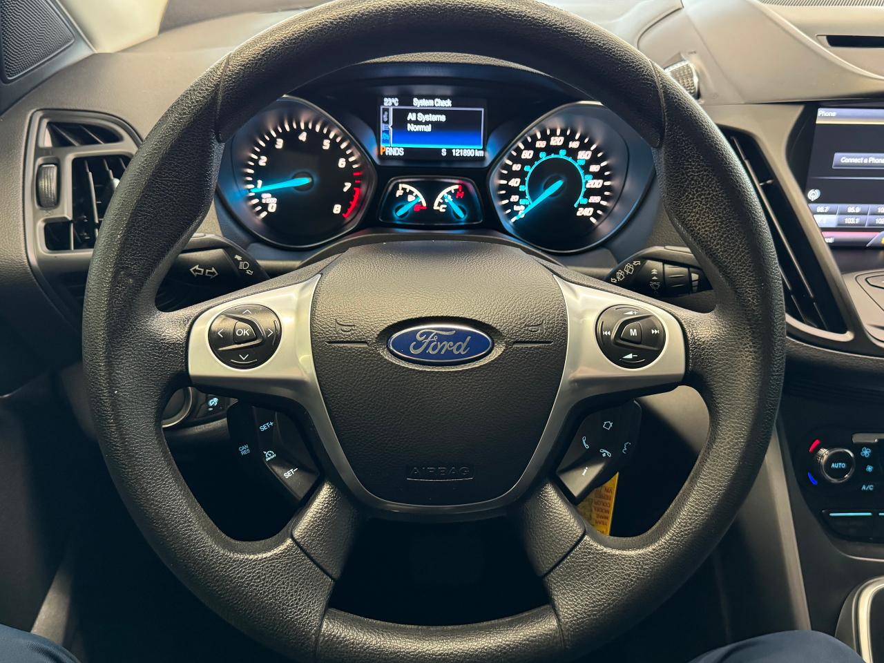 2014 Ford Escape SE+Camera+Remote Start+Power Lift Gate+New Tires - Photo #8