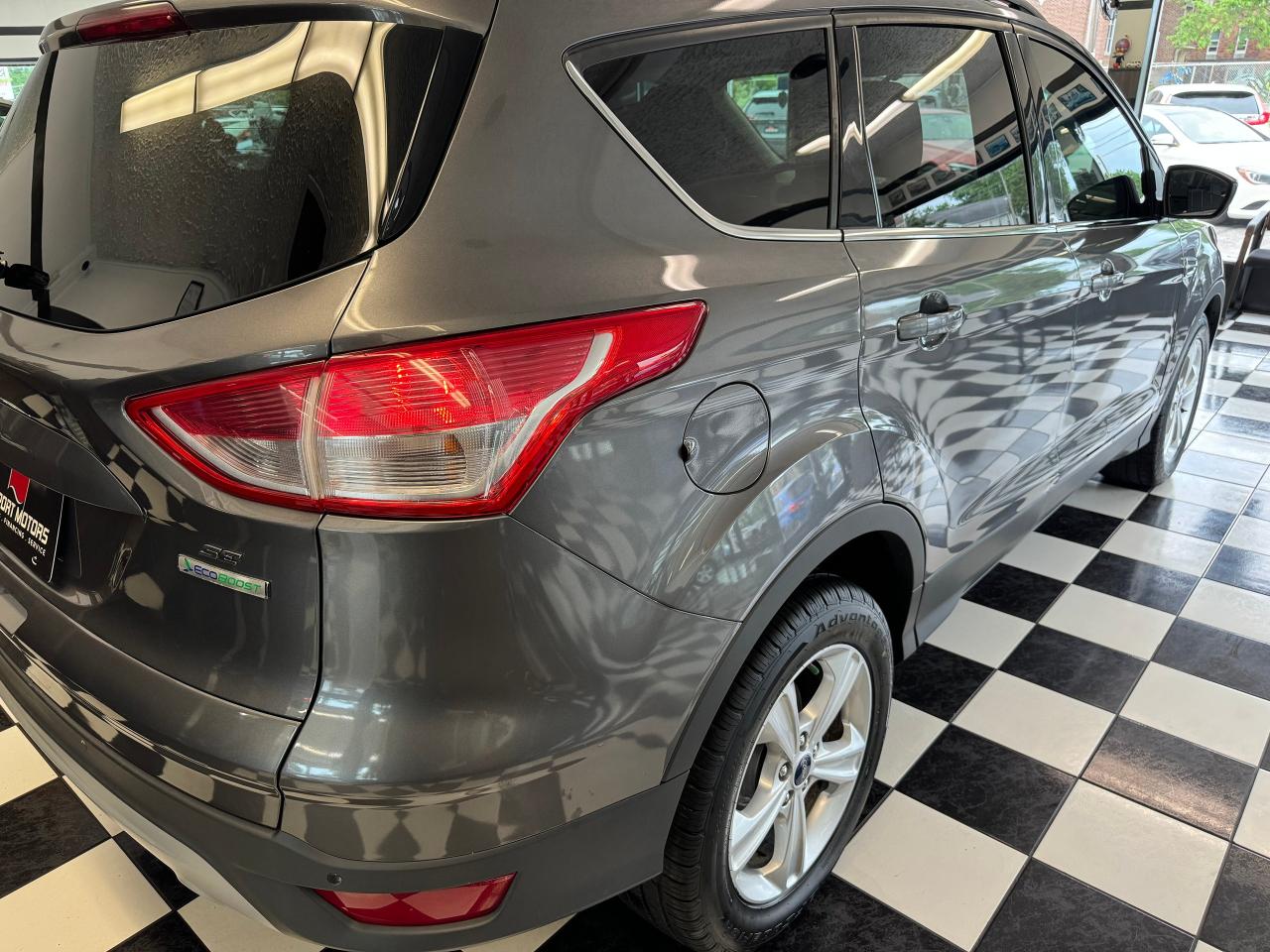 2014 Ford Escape SE+Camera+Remote Start+Power Lift Gate+New Tires Photo97