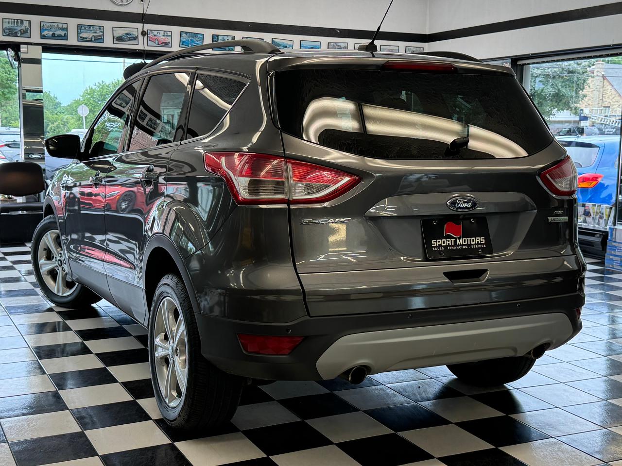 2014 Ford Escape SE+Camera+Remote Start+Power Lift Gate+New Tires - Photo #11
