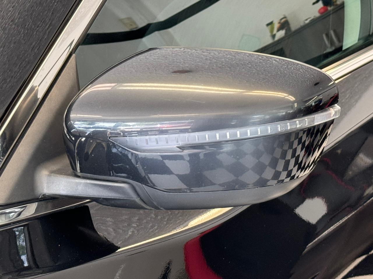 2018 Nissan Rogue S+Blind Spot+New Tires+Apple Play++CLEAN CARFAX - Photo #49