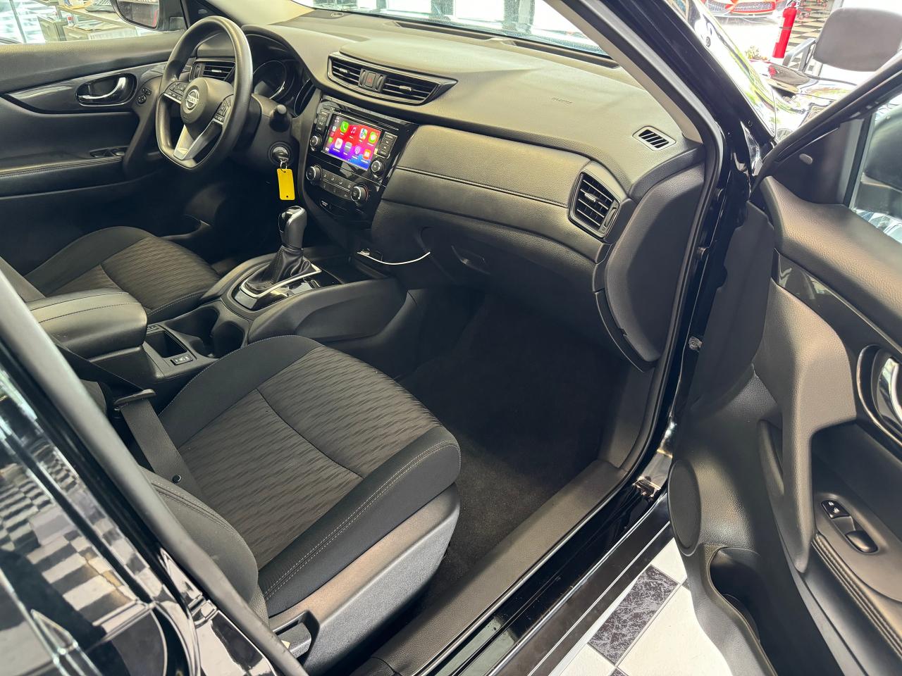 2018 Nissan Rogue S+Blind Spot+New Tires+Apple Play++CLEAN CARFAX Photo74