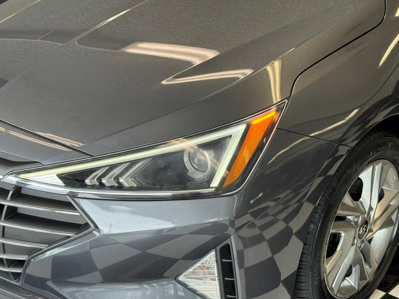 2020 Hyundai Elantra Preferred W/Sun&Safety+New Tires+CLEAN CARFAX - Photo #38