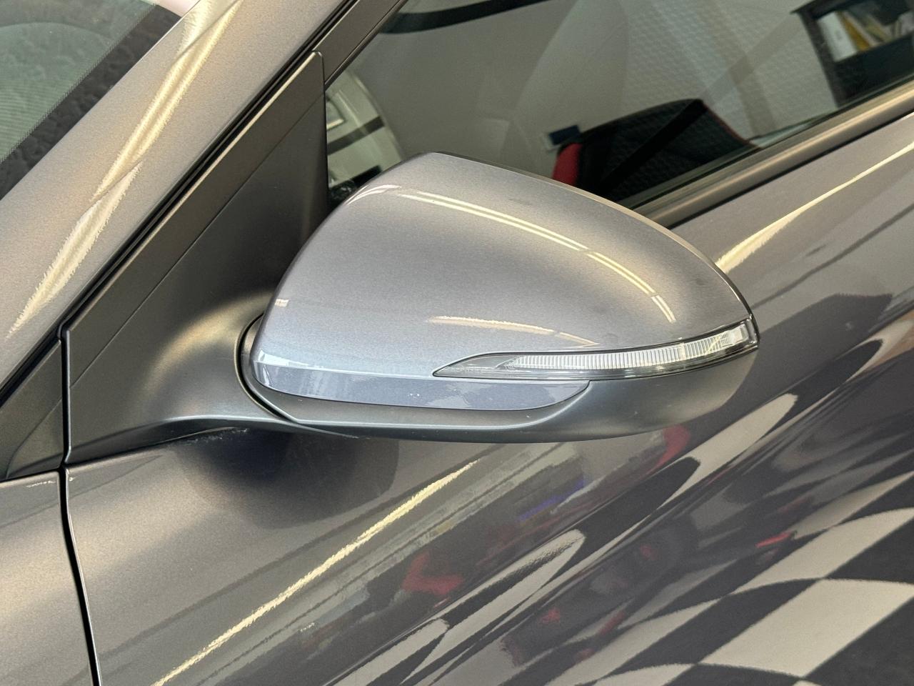 2020 Hyundai Elantra Preferred W/Sun&Safety+New Tires+CLEAN CARFAX - Photo #63