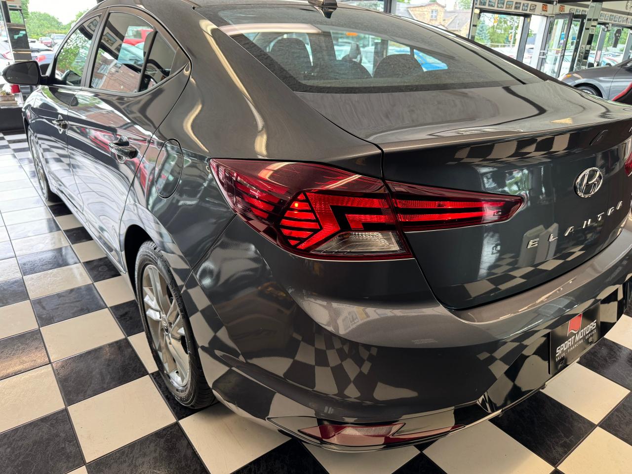 2020 Hyundai Elantra Preferred W/Sun&Safety+New Tires+CLEAN CARFAX - Photo #39