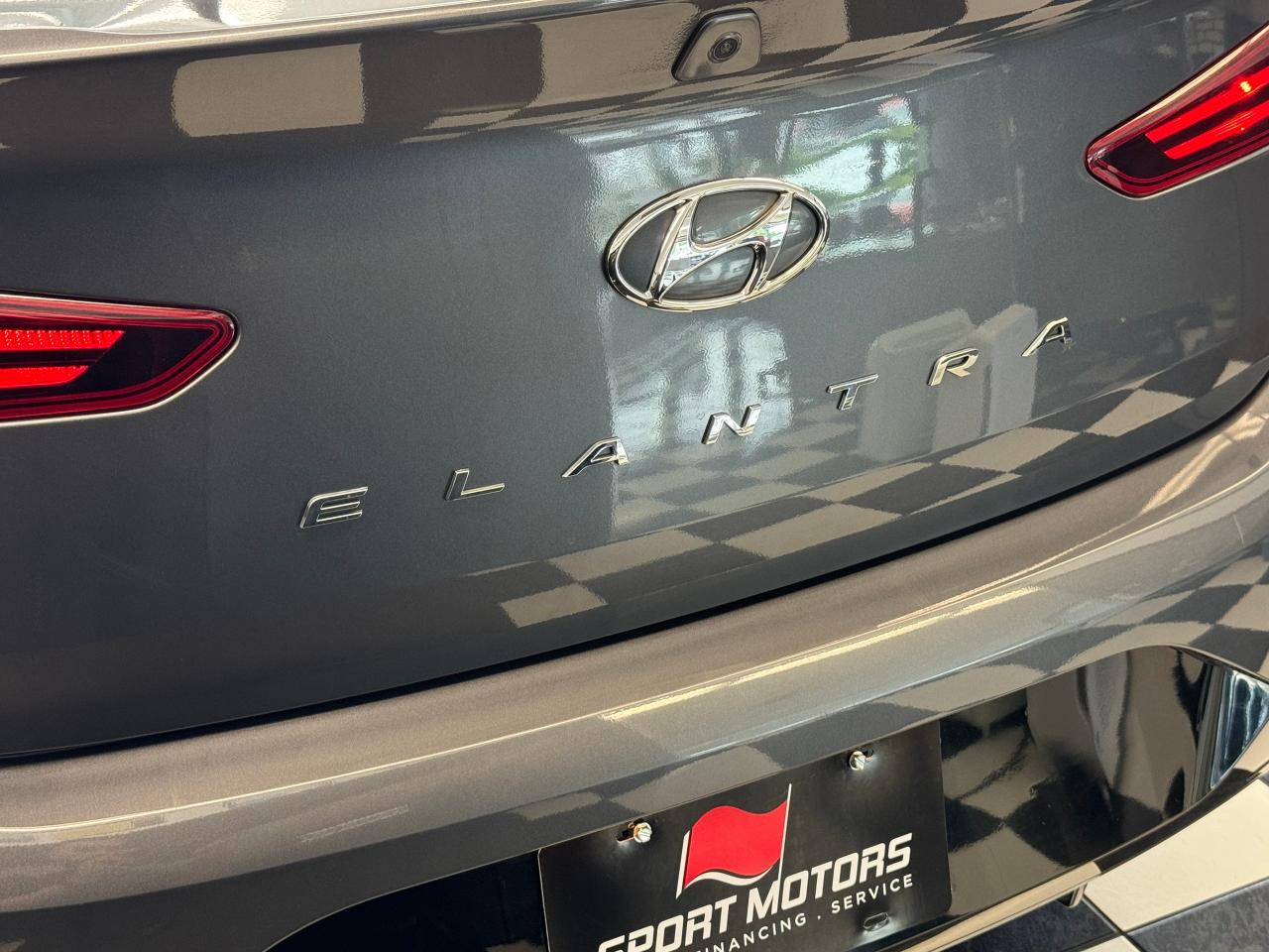 2020 Hyundai Elantra Preferred W/Sun&Safety+New Tires+CLEAN CARFAX - Photo #67