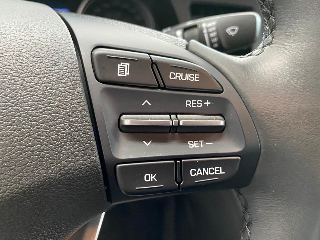 2020 Hyundai Elantra Preferred W/Sun&Safety+New Tires+CLEAN CARFAX - Photo #52