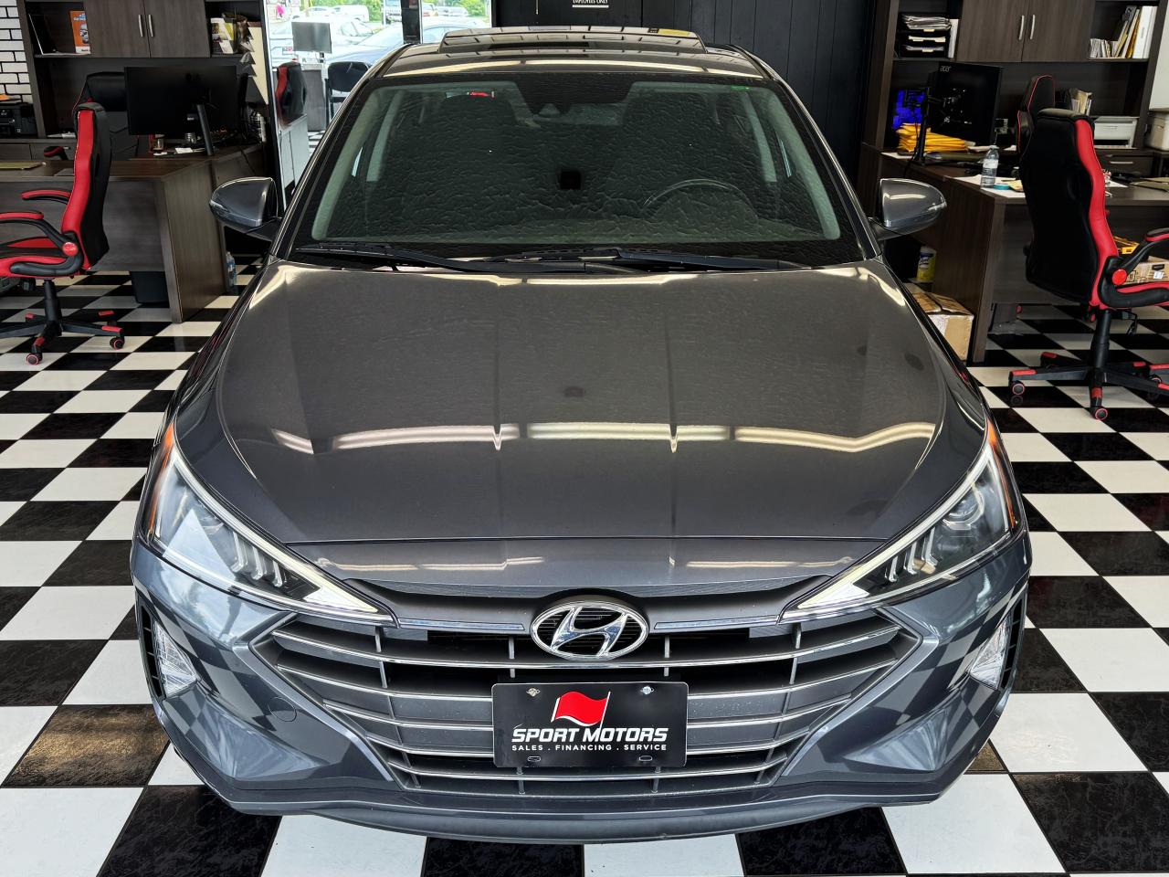 2020 Hyundai Elantra Preferred W/Sun&Safety+New Tires+CLEAN CARFAX - Photo #9