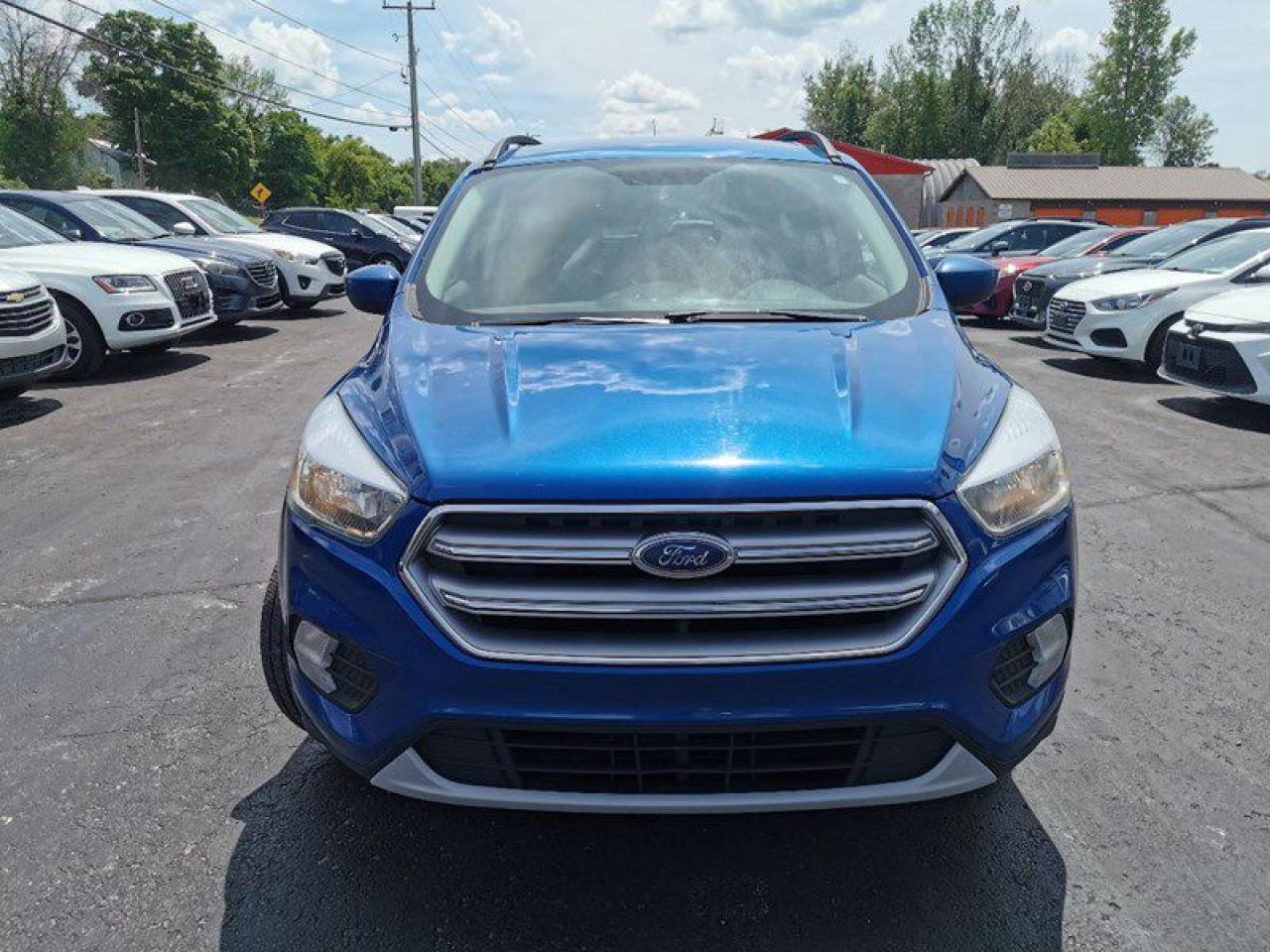 2017 Ford Escape SE 4WD - Photo #8