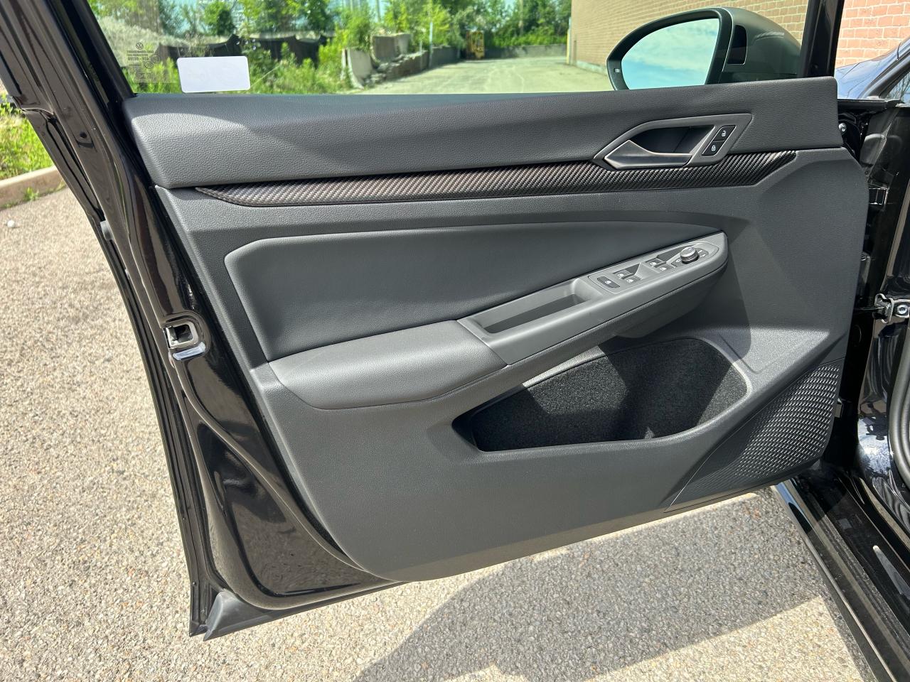 2024 Volkswagen Golf R Manual Photo4